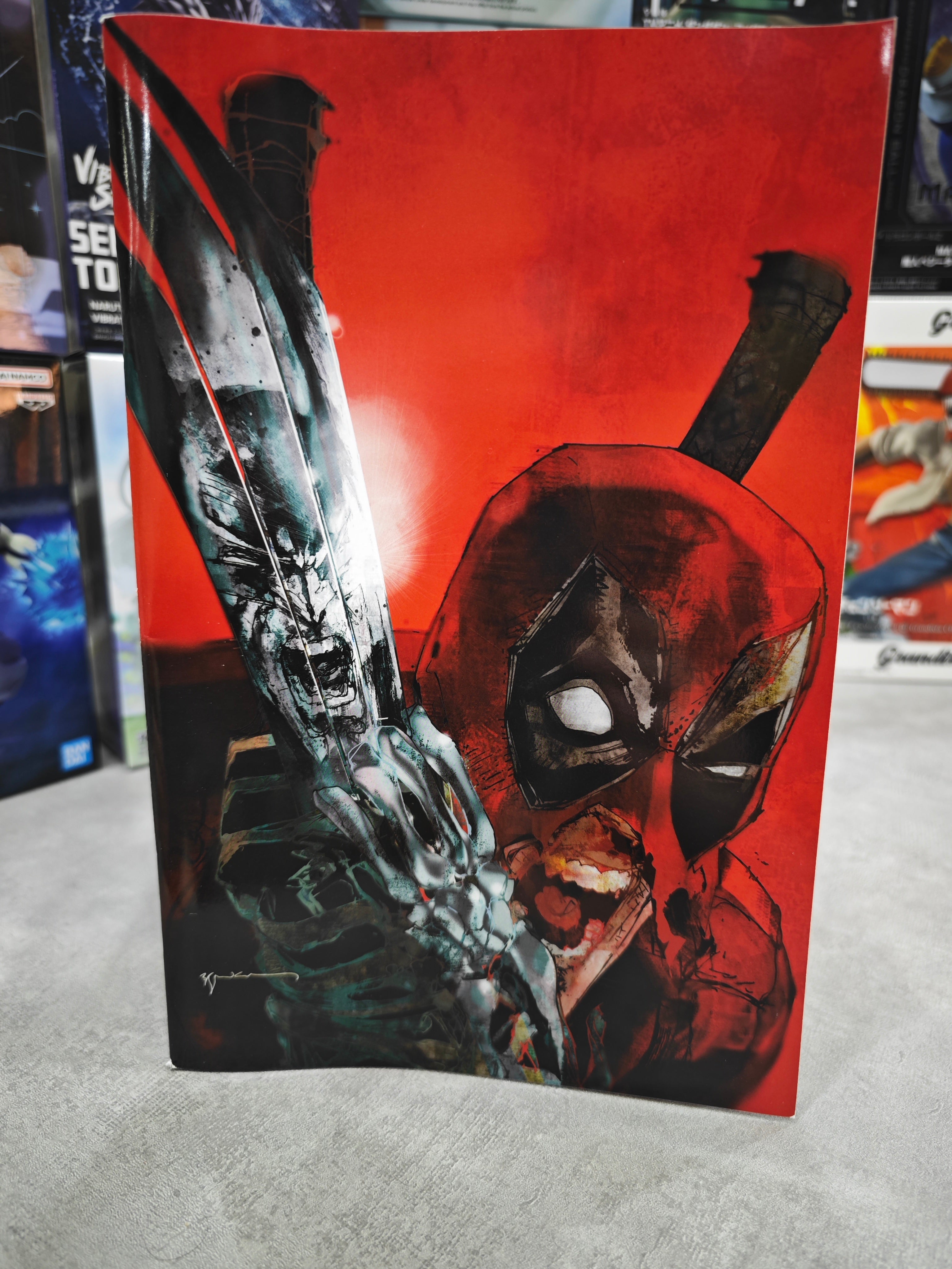 BATMAN E DEADPOOL VARIANT