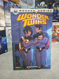 WONDER TWINS
