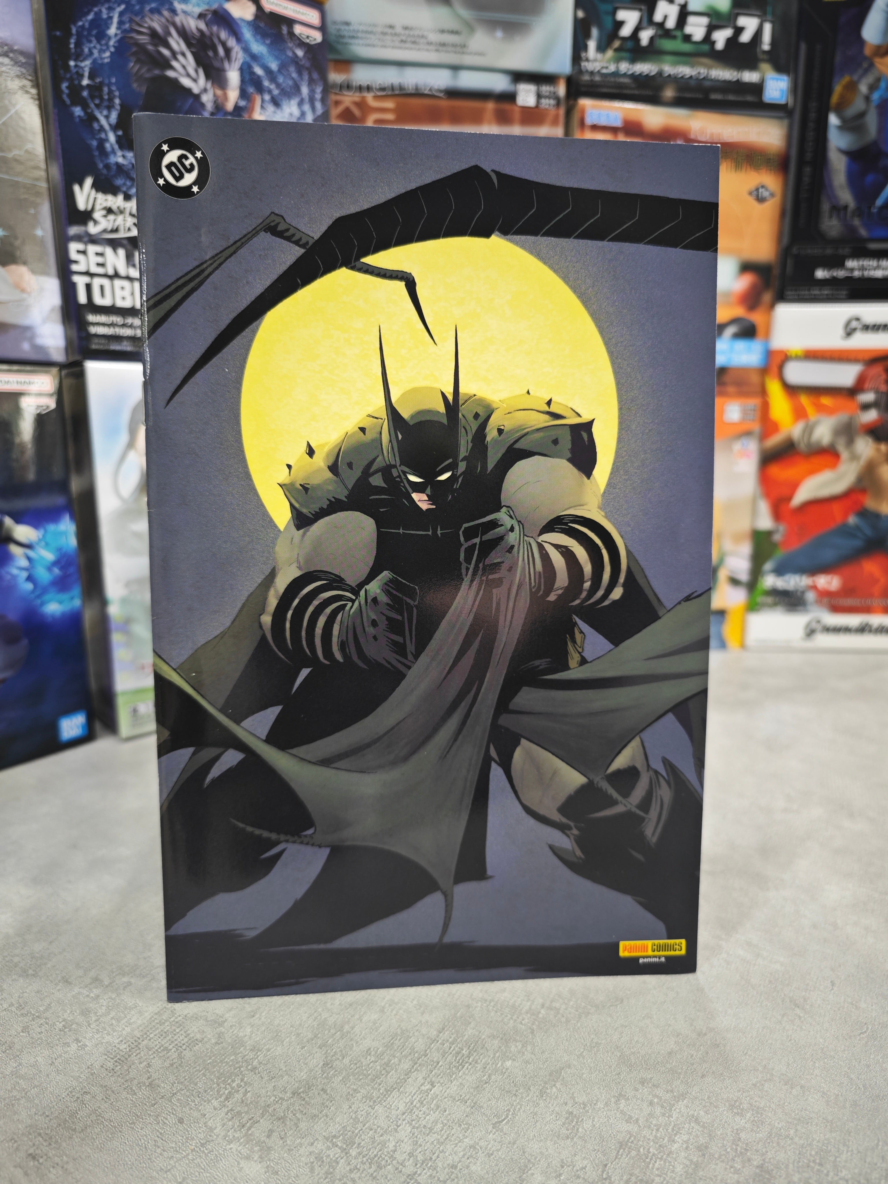 ABSOLUTE BATMAN 2 VARIANT