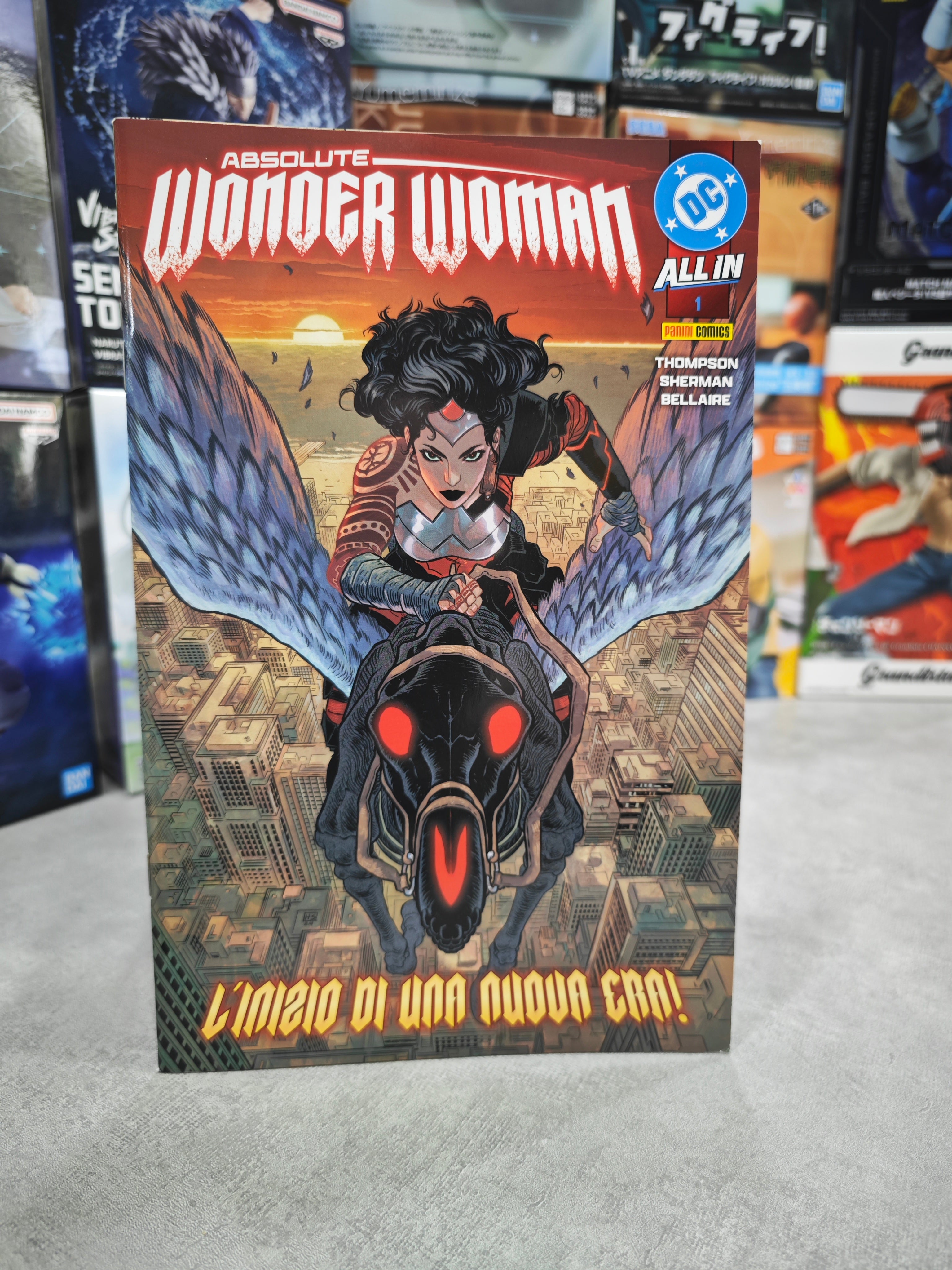 ABSOLUTE WONDER WOMAN 1